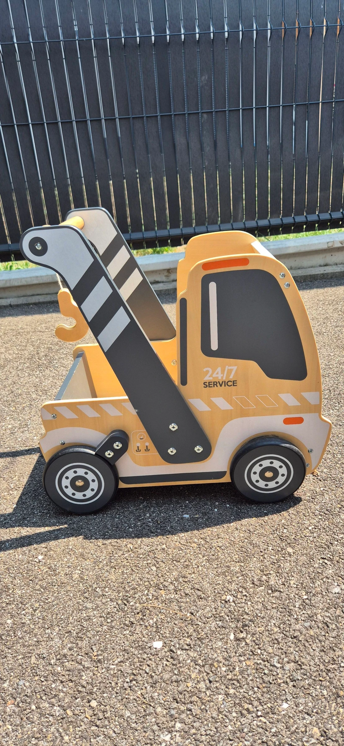 Chariot de marche camion en bois